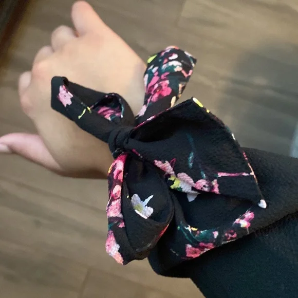 Floral black dress - Picture 3 of 3